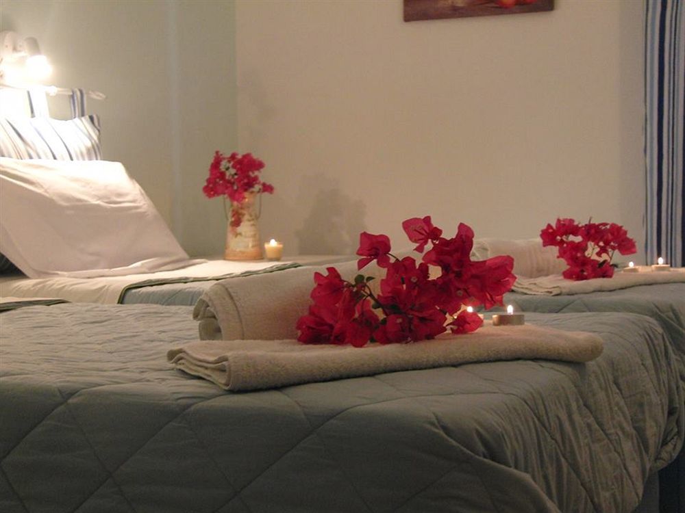 Kavos Bay Seafront Hotel Agia Marina  Bagian luar foto