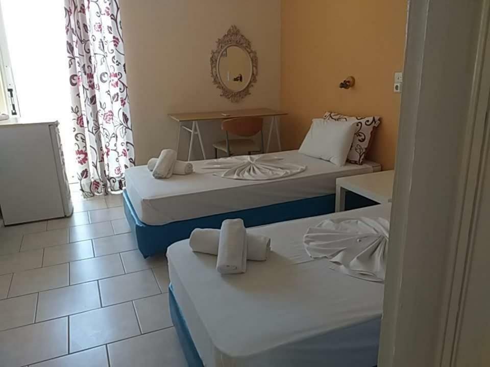 Kavos Bay Seafront Hotel Agia Marina  Bagian luar foto